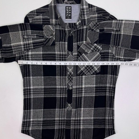 Billabong Men's Flannel Charcoal and Black Plaid Shirt - Picture 9 of 10